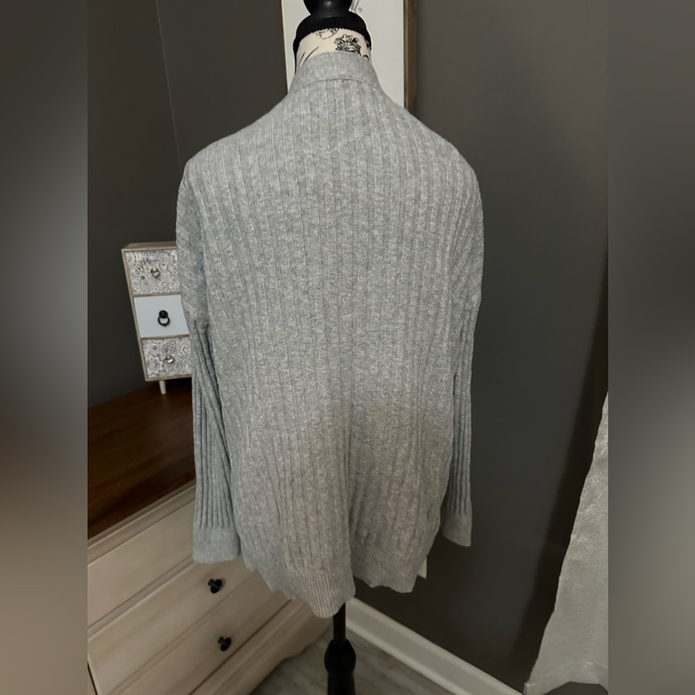 Loft grey button up cardigan size large - Picture 2 of 2